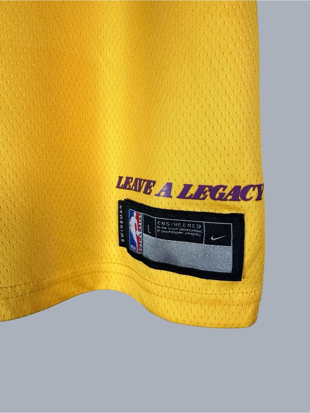 Nike Los Angeles Lakers Lebron James ‘Leave a Legacy’ Swingman Jersey - Picture 4 of 10